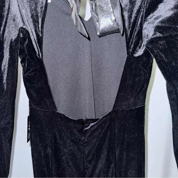 Express Black Velvet Open Back Silver Bow Mini Dress Size XS NWT! - Picture 7 of 8